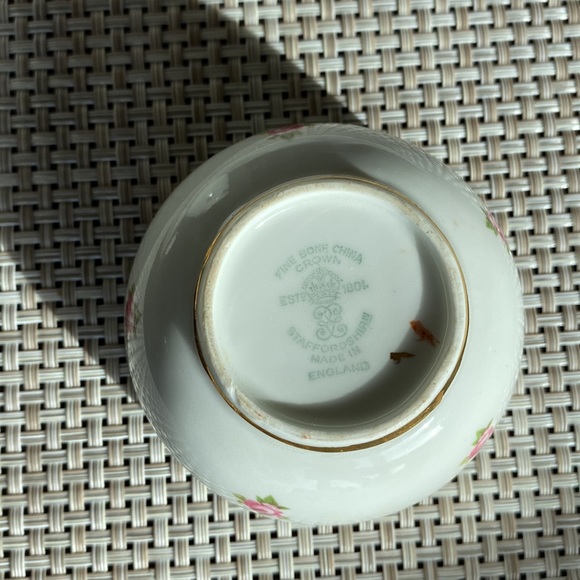 Vintage Crown Staffordshire Pink Roses Open Sugar & Creamer - Picture 7 of 11